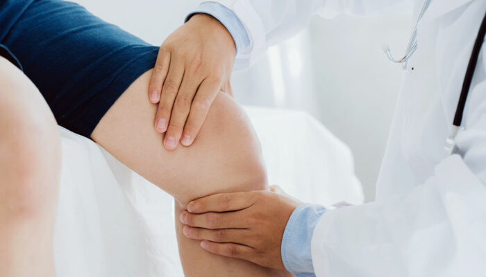 8 early warning signs of osteoporosis