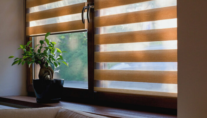 7 mistakes people make when cleaning window blinds