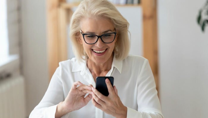 7 tips to select the best phone plan for seniors